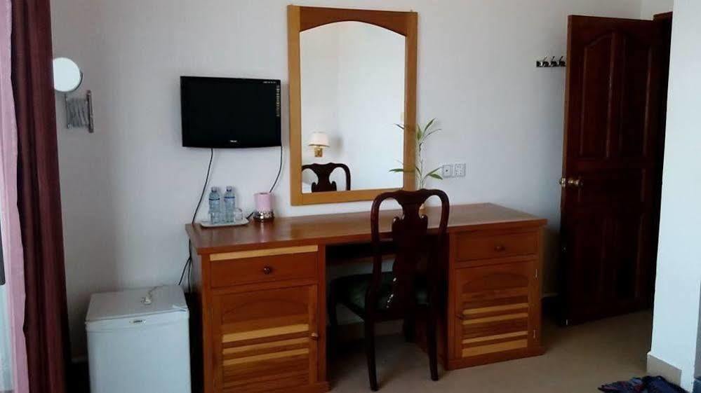 One Stop Hostel Phnom-Penh Buitenkant foto