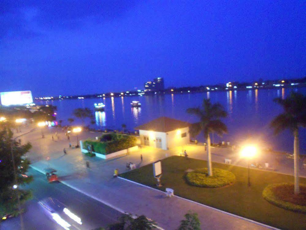 One Stop Hostel Phnom-Penh Buitenkant foto