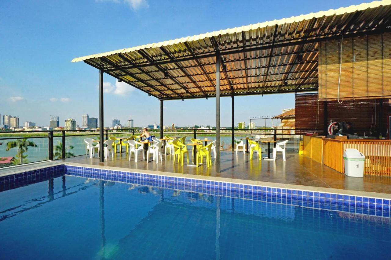 One Stop Hostel Phnom-Penh Buitenkant foto
